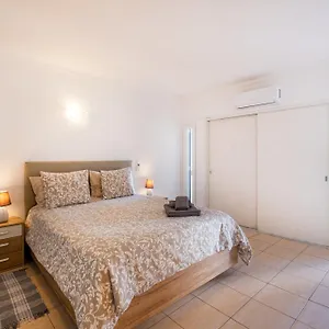 In Albufeira's Old Town Appartement